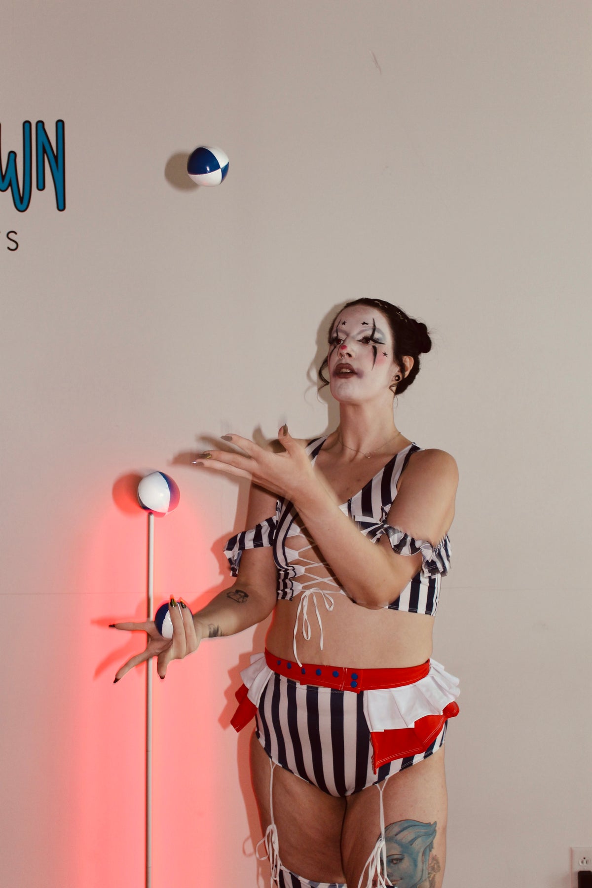 THE JUGGLER