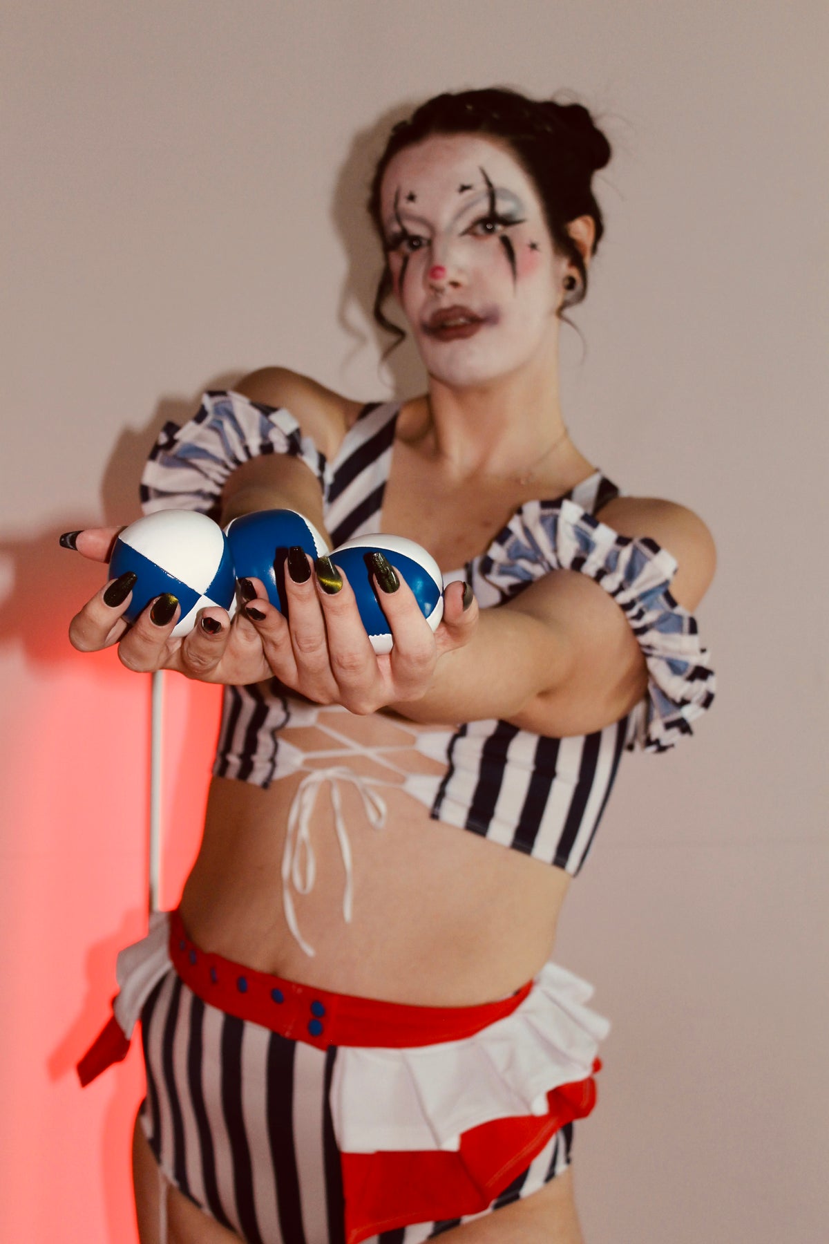 THE JUGGLER